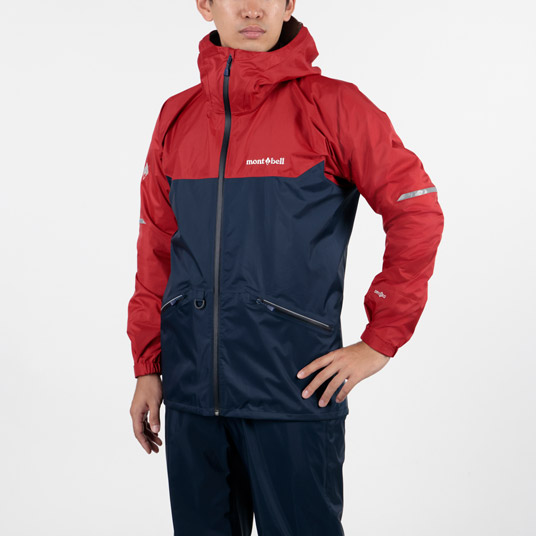 モデル身長175cm／Mサイズ着用