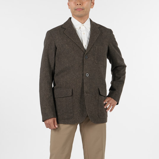 モデル身長173cm／Mサイズ着用